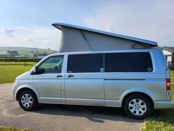 2 berth VW (Volkswagen) Campervans for sale in Hungerford ...