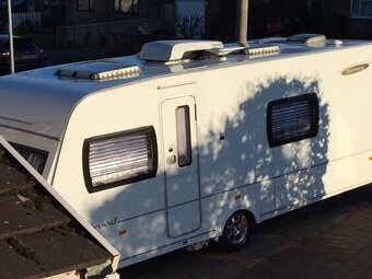 Lunar with Air Conditioning Sussex Loxwood Premier Edition, 4 berth, (2011) Used - Good condition Touring Caravan for sale