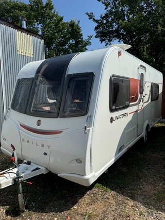 Bailey Unicorn Madrid S3, 3 berth, (2015) Used - Good condition Touring Caravan for sale